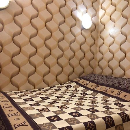 Comfortable Apartment Near Metro Charkov Buitenkant foto