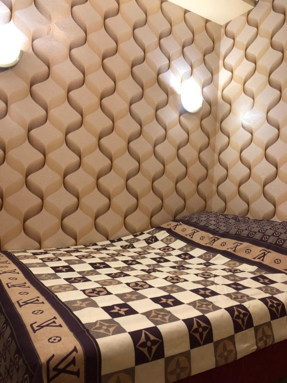 Comfortable Apartment Near Metro Charkov Buitenkant foto