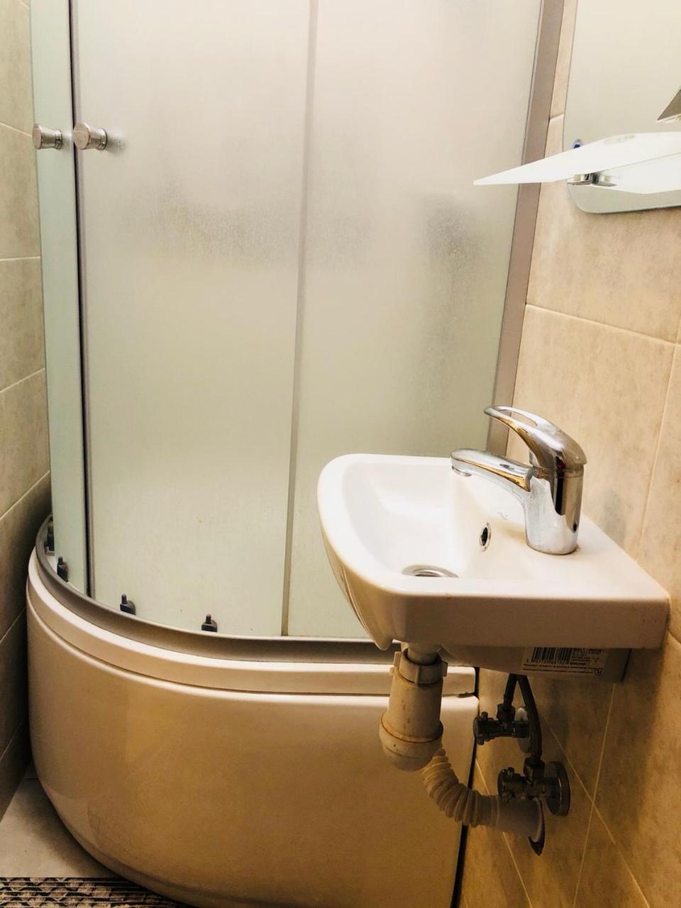 Comfortable Apartment Near Metro Charkov Buitenkant foto