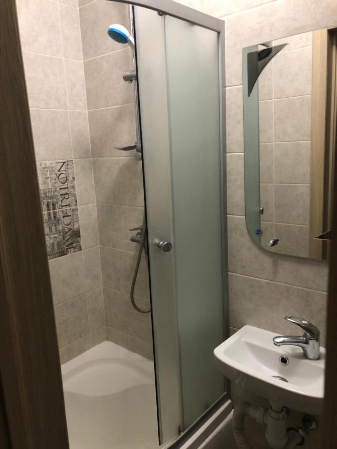 Comfortable Apartment Near Metro Charkov Buitenkant foto
